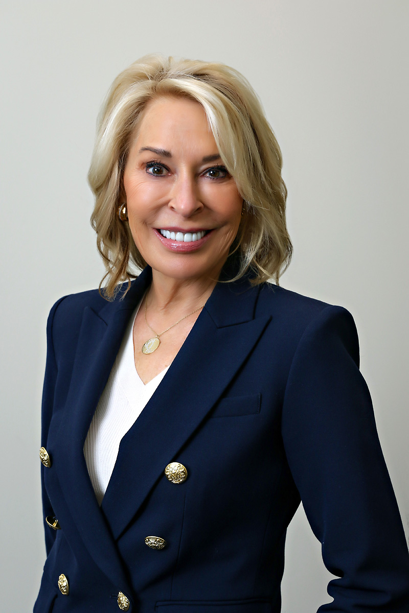 How Do Professional Headshots Benefit Your Brand?